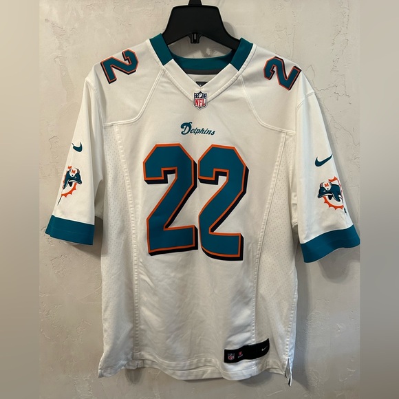 Reggie Bush Miami Dolphins Jersey - Picture 2 of 6